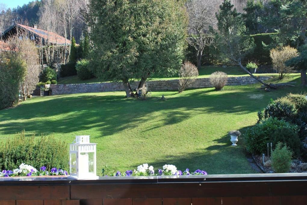 Wohnung Direkt Am Tegernsee Mit Xl-Terrasse Гмунд-ам-Тегернзе Екстер'єр фото