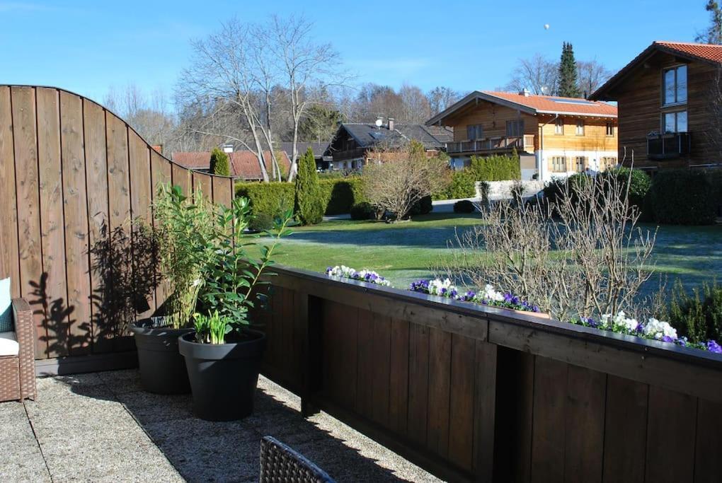 Wohnung Direkt Am Tegernsee Mit Xl-Terrasse Гмунд-ам-Тегернзе Екстер'єр фото